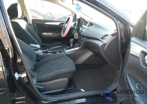 2017 Nissan Sentra S z USA, uszkodzony, nr VIN 3N1AB7AP3HY299443